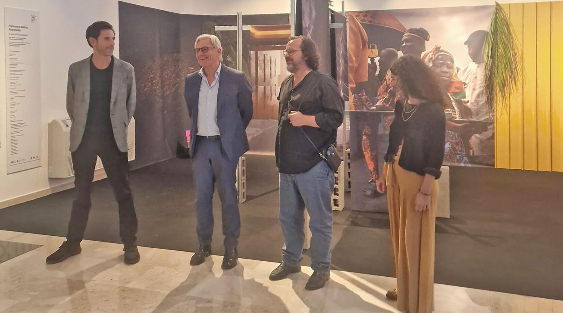 mostra Fawohodie