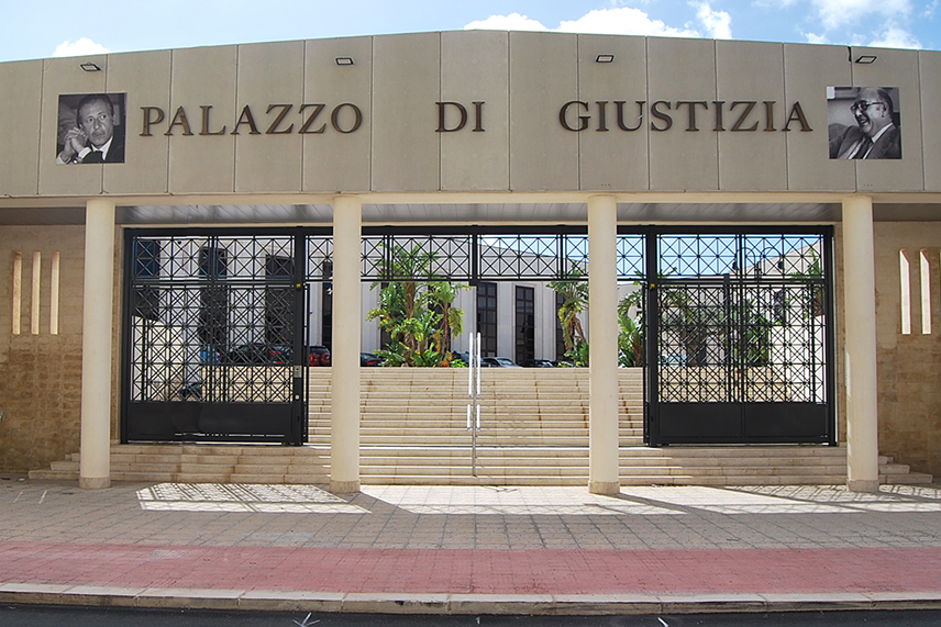 Trovata morta vicino alla barca a Marsala: indagini in corso sulla turista ceca