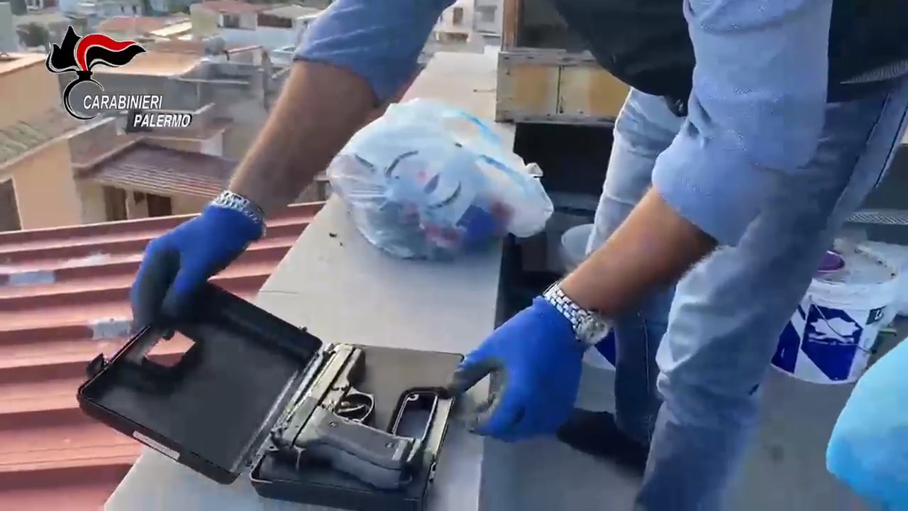 Trappeto, rapina in abitazione e aggressione, arrestati tre giovanissimi