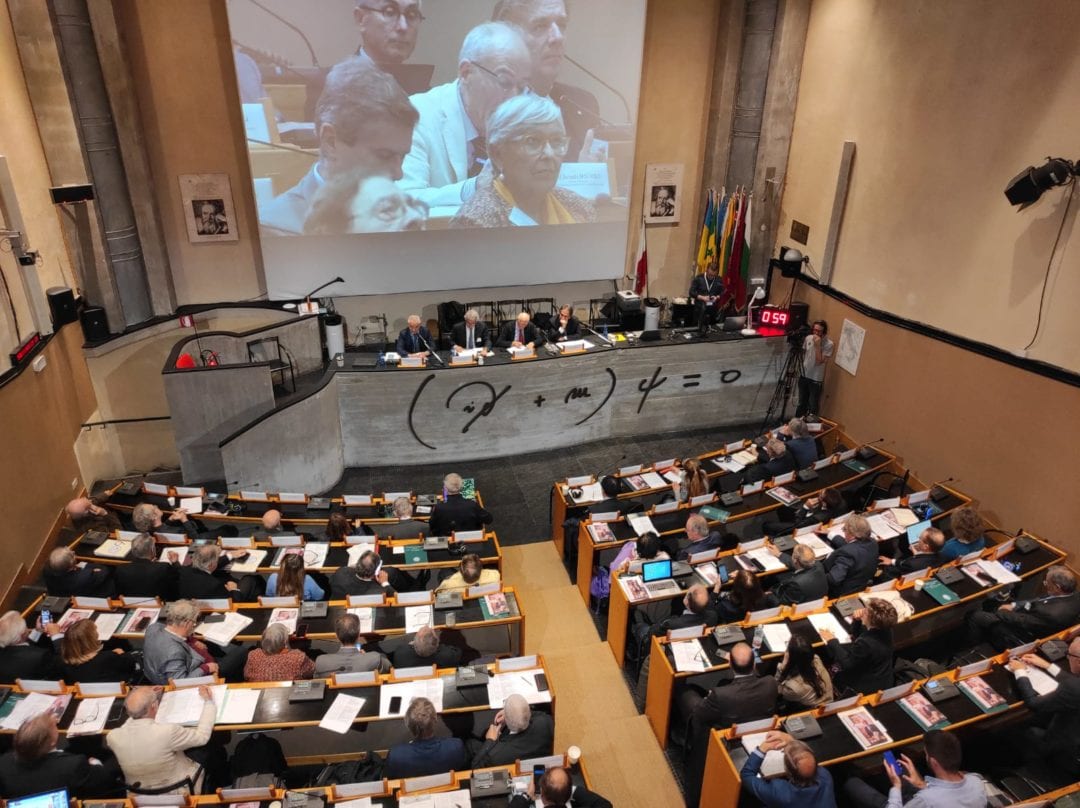60 della Fondazione Ettore Majorana di Erice, Zichichi: "Se trionfasse la scienza non ci sarebbero più guerre" (INTERVISTA)