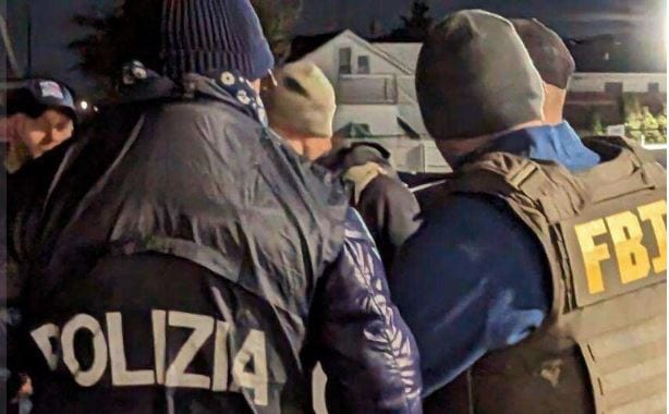 Sfugge al blitz antimafia, ricercato Giovan Battista Badalamenti