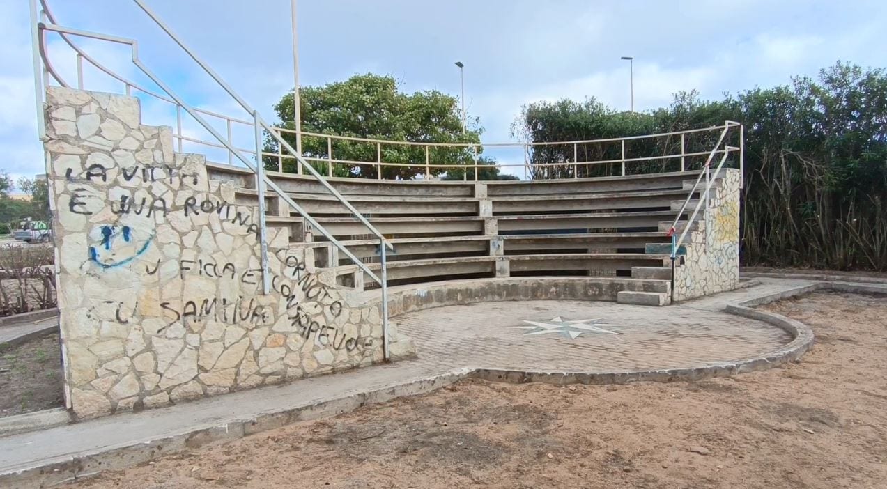 Recuperata area pubblica in stato di abbandono, riemerge piccolo anfiteatro a Favignana