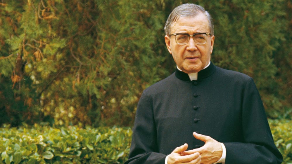 Josè Maria Escrivà, fondatore dell’Opus Dei. Relazione al centro congressi Marconi (INTERVISTA)