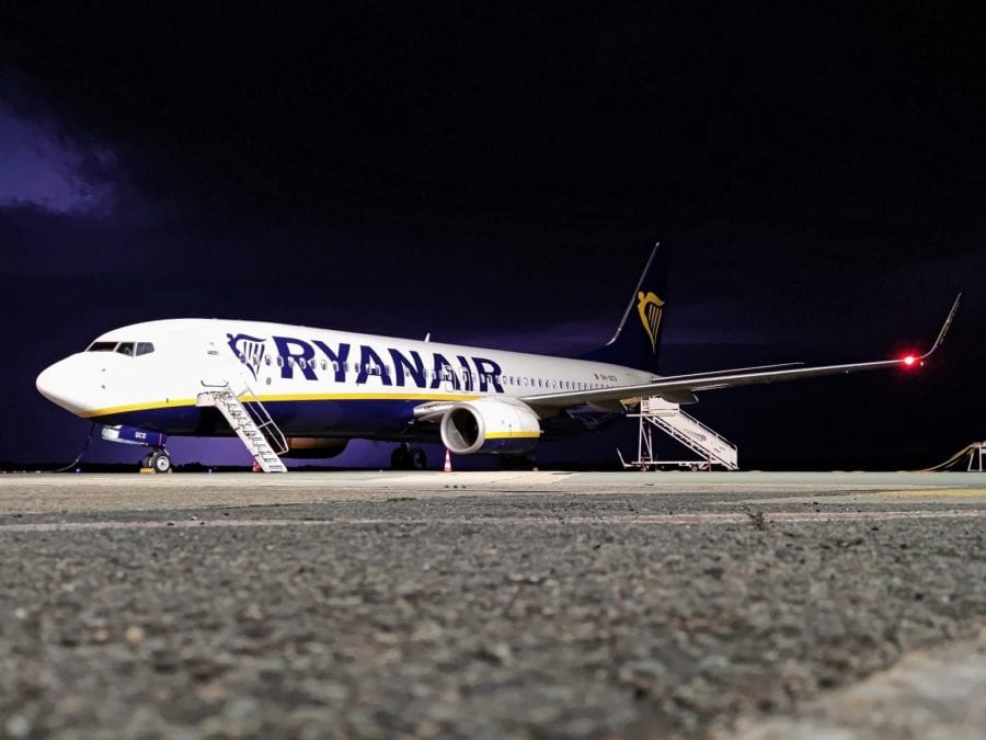 Ritardo di quasi sette ore per il volo Trapani - Bergamo, risarciti due trapanesi