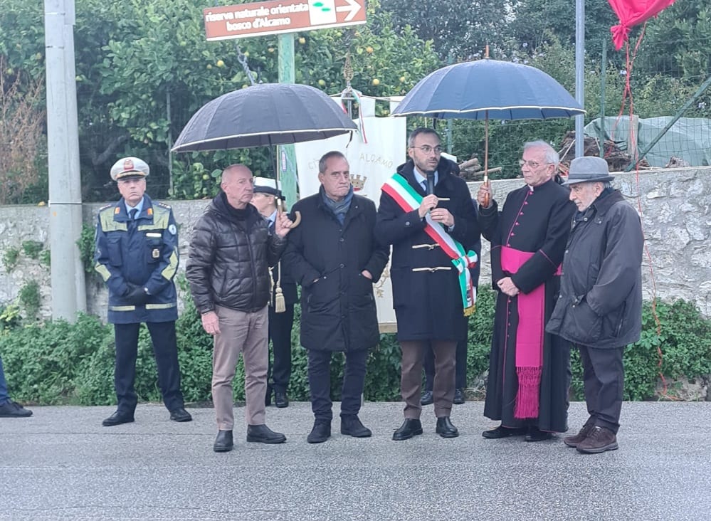 Cerimonia ad Alcamo per intitolazione strada a Ludovico Corrao