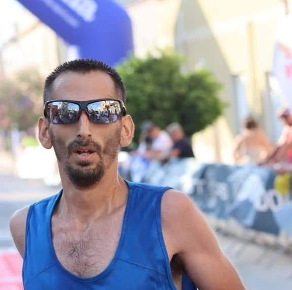 Atleta valdericino accusa malore durante una gara, muore dopo intervento chirurgico