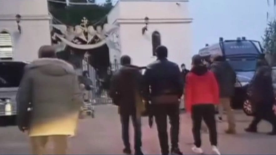 Omicidio Bacchi, funerali riservati. Zona presidiata da polizia e carabinieri