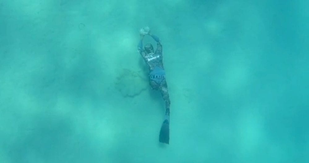Apnea lineare estrema sotto i ghiacci, l’atleta trapanese Firreri tenta il record