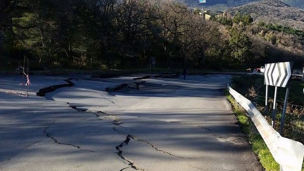 Frane lungo la provinciale 'Portella di Poira', finanziato recupero per 8,6 milioni. Tratti ricadenti in diversi comuni
