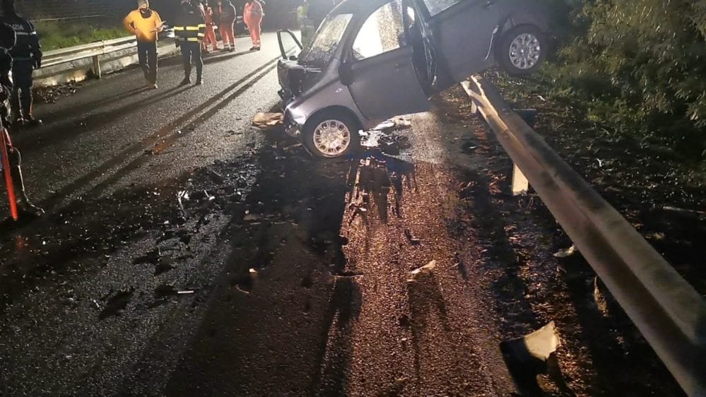 Tragedia su bretella A/29 di Alcamo, responsabilità al 50%. Risarcimenti per 13 persone