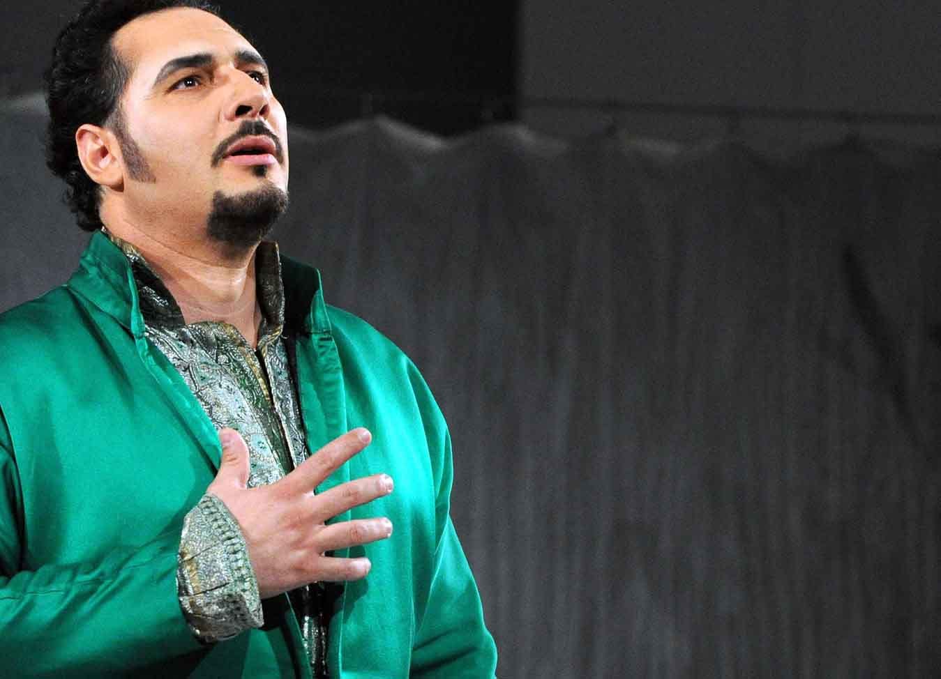 Concerto del tenore Stefano La Colla, Alcamo omaggia il famoso cantante lirico (Intervista)