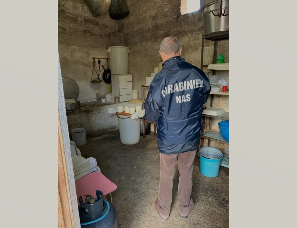 Sanzioni e sequestri dei Nas in un caseificio di Gibellina