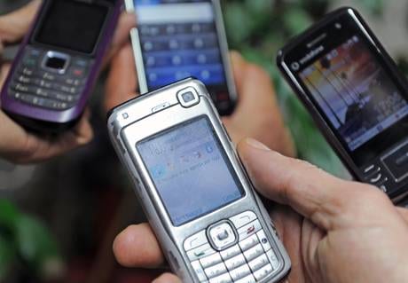 Messaggio falso al cellulare, truffata donna di Marsala tramite web