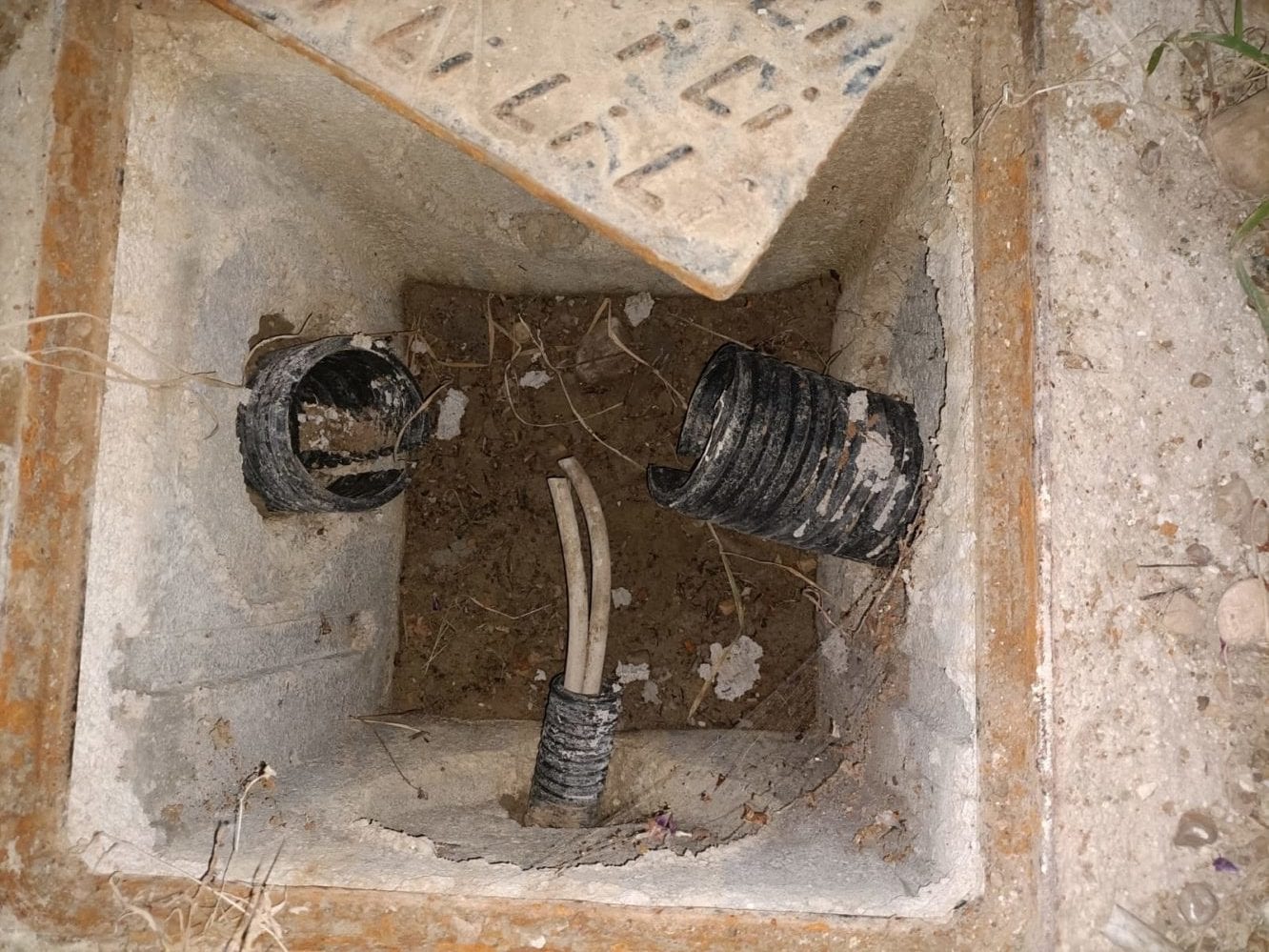 Campo sportivo di Calatafimi inagibile dal 2013, ora pure furto cavi elettrici