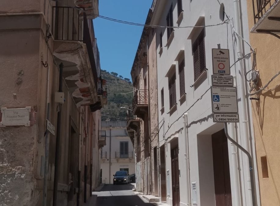 ZTL sperimentali nei quartieri Madrice e Chiusa di Castellammare. Chiusure sabato e festivi