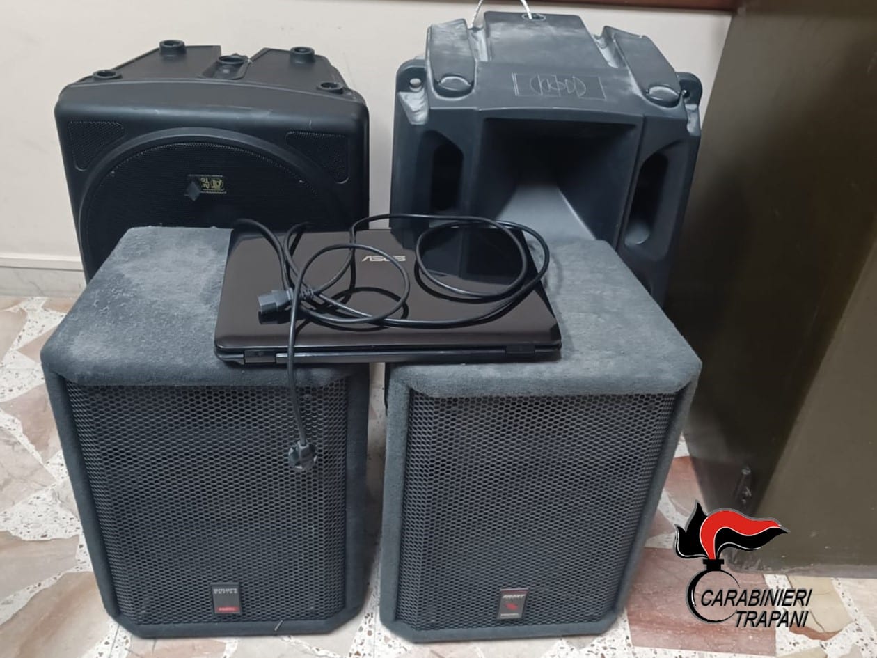 Sorpresi a rubare in una scuola di Castelvetrano, denunciate quattro persone