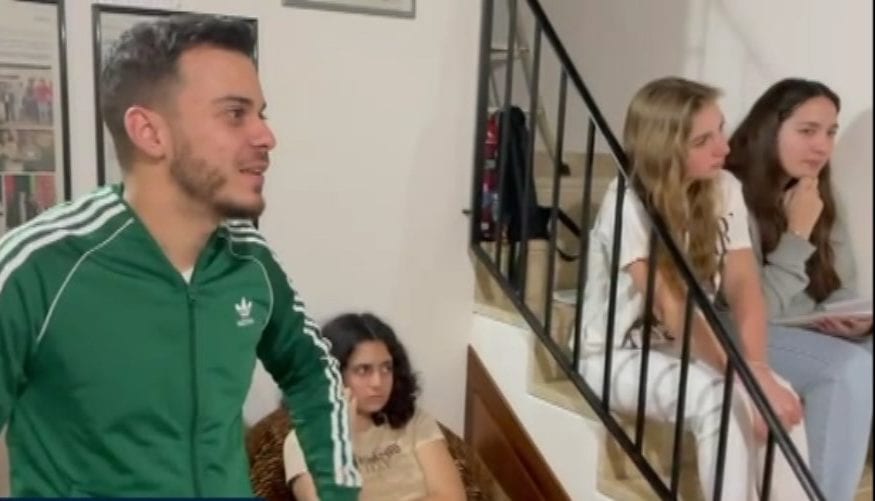 Laboratorio teatrale ad Alcamo, impegnati venti ragazzi (interviste)