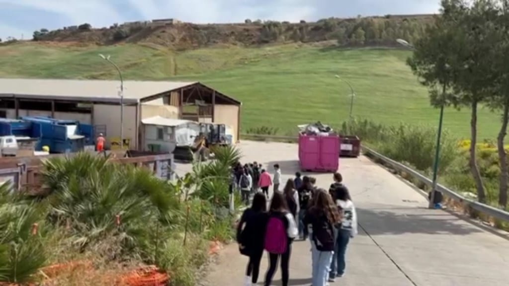 Settimana dell’eco-sostenibilità per l’IC ‘Navarra’ di Alcamo. Oggi visita al CCR