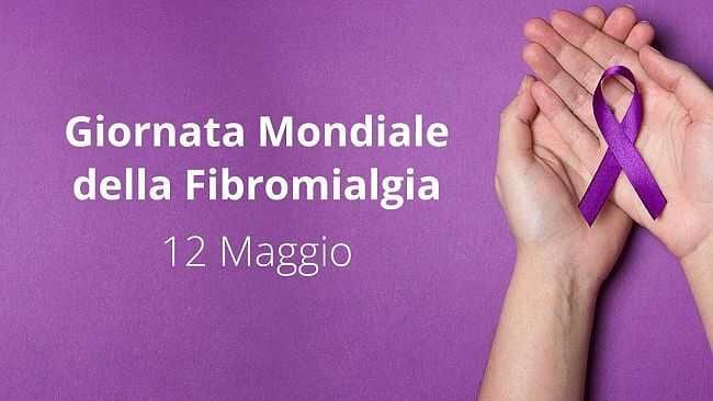 Gionata mondiale della Fibromialgia, ad Alcamo illuminato di viola monumento ai caduti