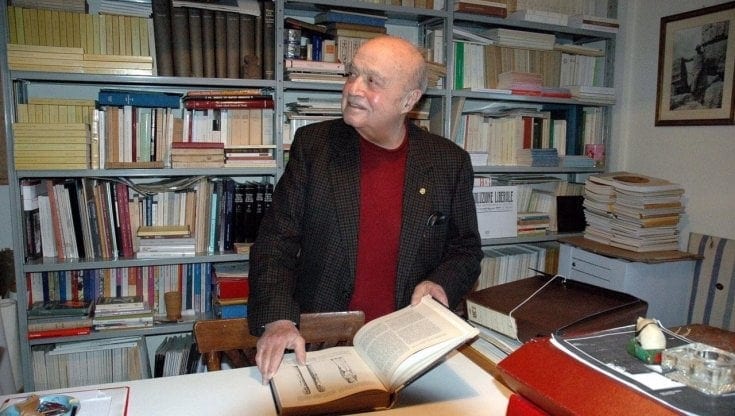 Parco di Selinunte, eccezionale donazione. 54.000 libri dalla biblioteca di Vincenzo Tusa