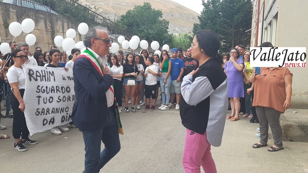 Tragedia sulla ‘Palermo – Sciacca’, fiaccolate e solidarietà a San Giuseppe Jato per le famiglie