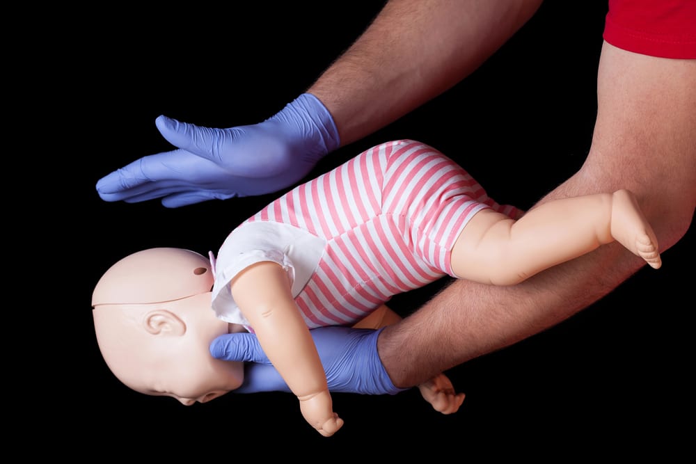Alcamese salva la vita ad un bambino di tre anni, grazie alle manovre salvavita