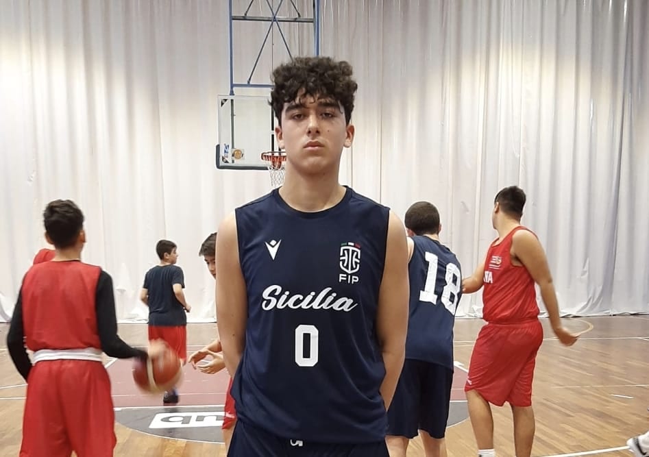 Giovane cestista alcamese va alla Stella Azzurra Roma. Club fra i più prestigiosi d’Europa