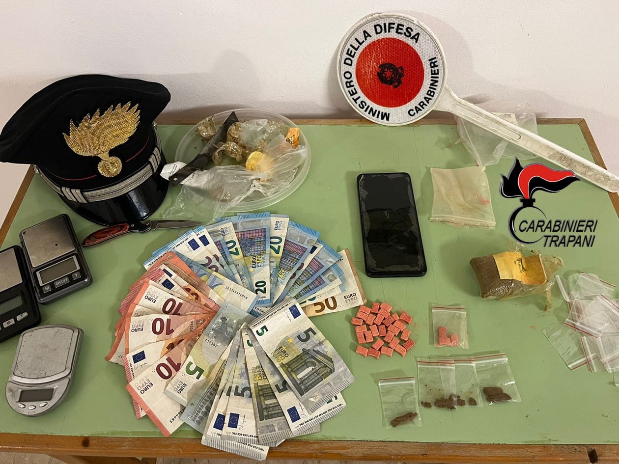 Detenzione ai fini di spaccio di sostanze stupefacenti, scatta arresto a Petrosino