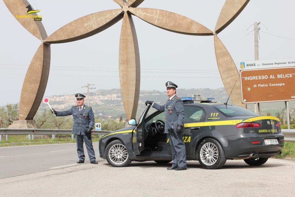 Arrestato spacciatore a Castelvetrano, sequestrati 308 grammi di marijuana