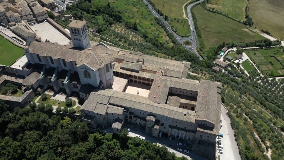 Regione e vescovi ad Assisi, mille litri d’olio per la lampada di San Francesco (intervista)