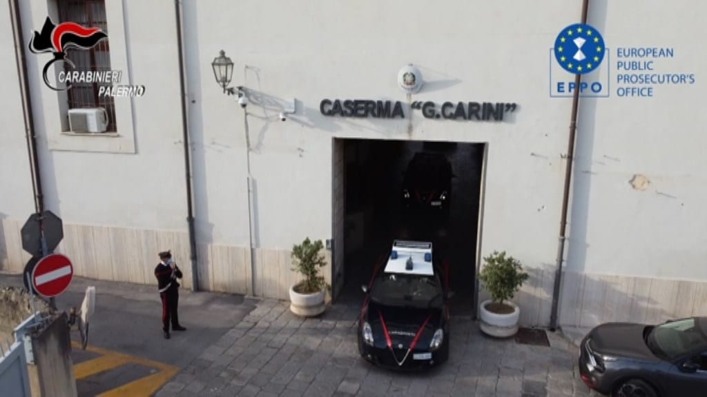 Istituto ‘Falcone’ di Palermo, corsi PON mai realizzati. Sequestrati 11 conti correnti