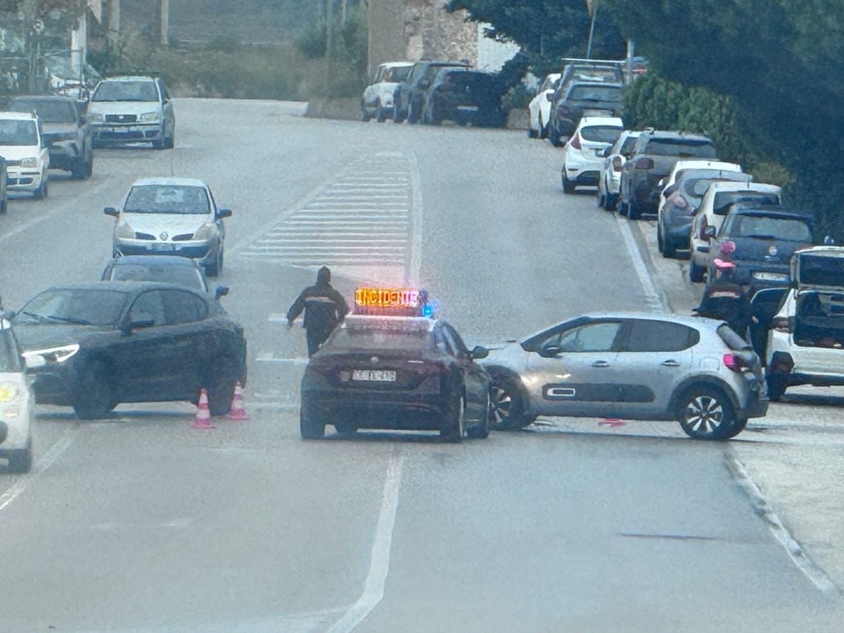 Incidente stradale, famiglia alcamese finisce in ospedale