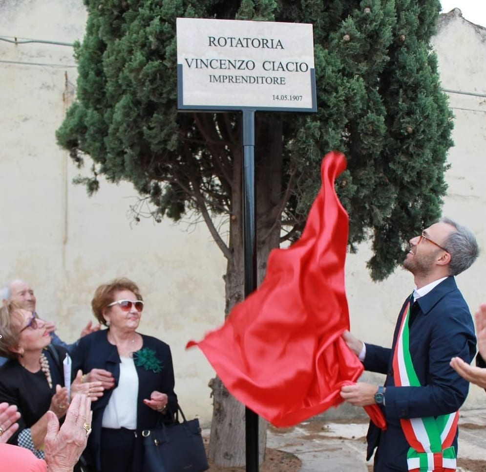 Due strade di Alcamo intitolate ad altrettanti personaggi (Interviste)