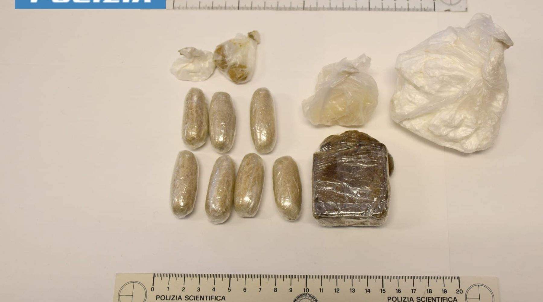 Detenzione e spaccio di droga, arrestata una donna di Mazara del Vallo