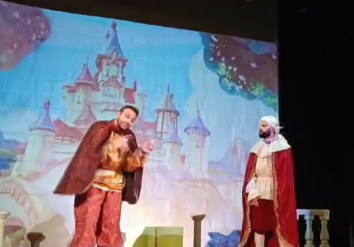 Festa per duemila alunni di Alcamo grazie al Piccolo teatro