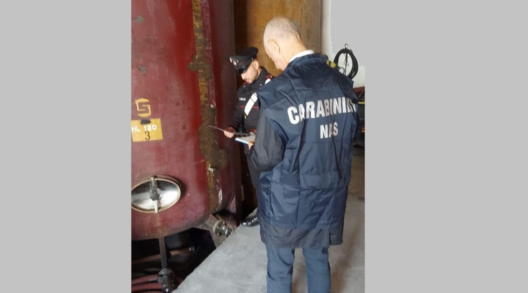 Mosto muto clandestino in grande quantità. NAS e ASP fermano stabilimento di Campobello