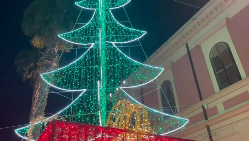 Luminarie, mercatini, concerti, mostre per il Natale alcamese (Intervista)