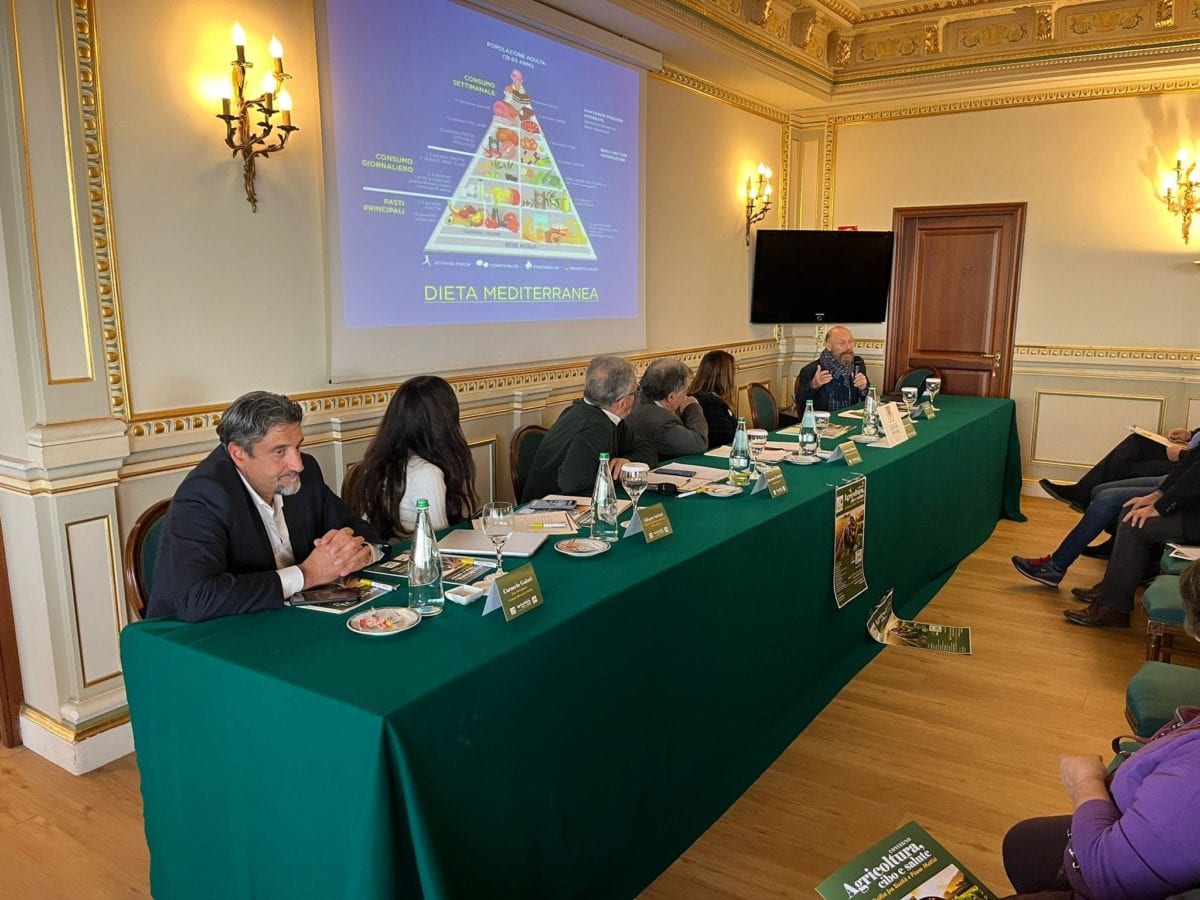 Esperti a confronto sulla crisi del comparto agricolo, evento dell’associazione Ecò! (Intervista)