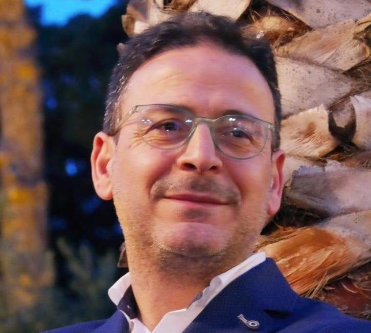 Falso profilo Whatsapp del sindaco di Mazara del Vallo usato per estorcere denaro