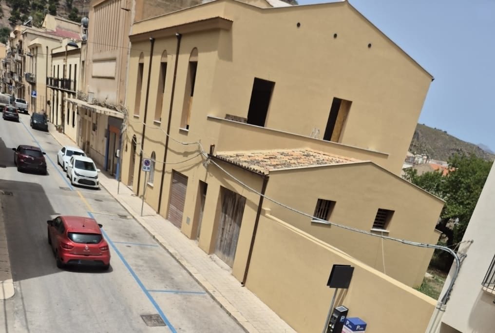 Ripristinata la viabilità originaria della via Marconi a Castellammare del Golfo