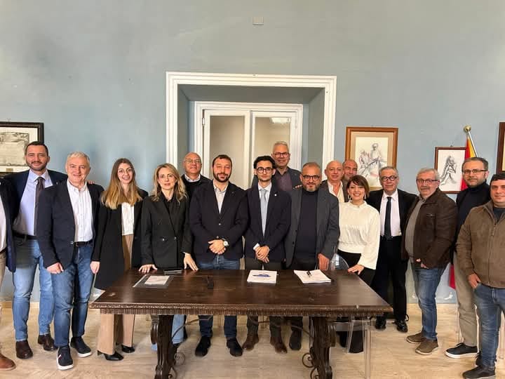 FdI, il castellammarese Reginella primo coordinatore in provincia. Eletto all’unanimità (Intervista)