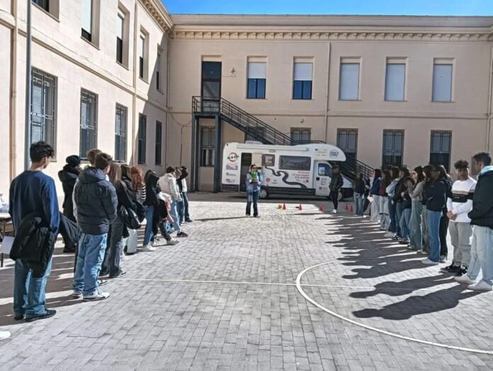 Al via, anche ad Alcamo, il camper per prevenire le dipendenze (Intervista)