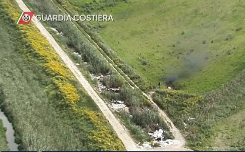 Allarme ambientale alle Saline di Trapani, un altro arrestato per incendio di rifiuti