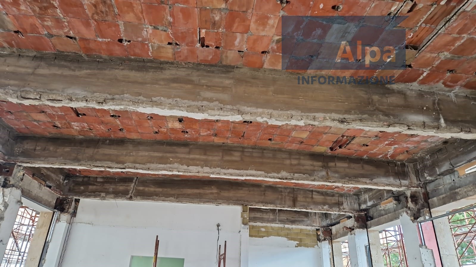 Ex autostazione di Alcamo, si fermano i lavori di ristrutturazione. Immobile pericolante