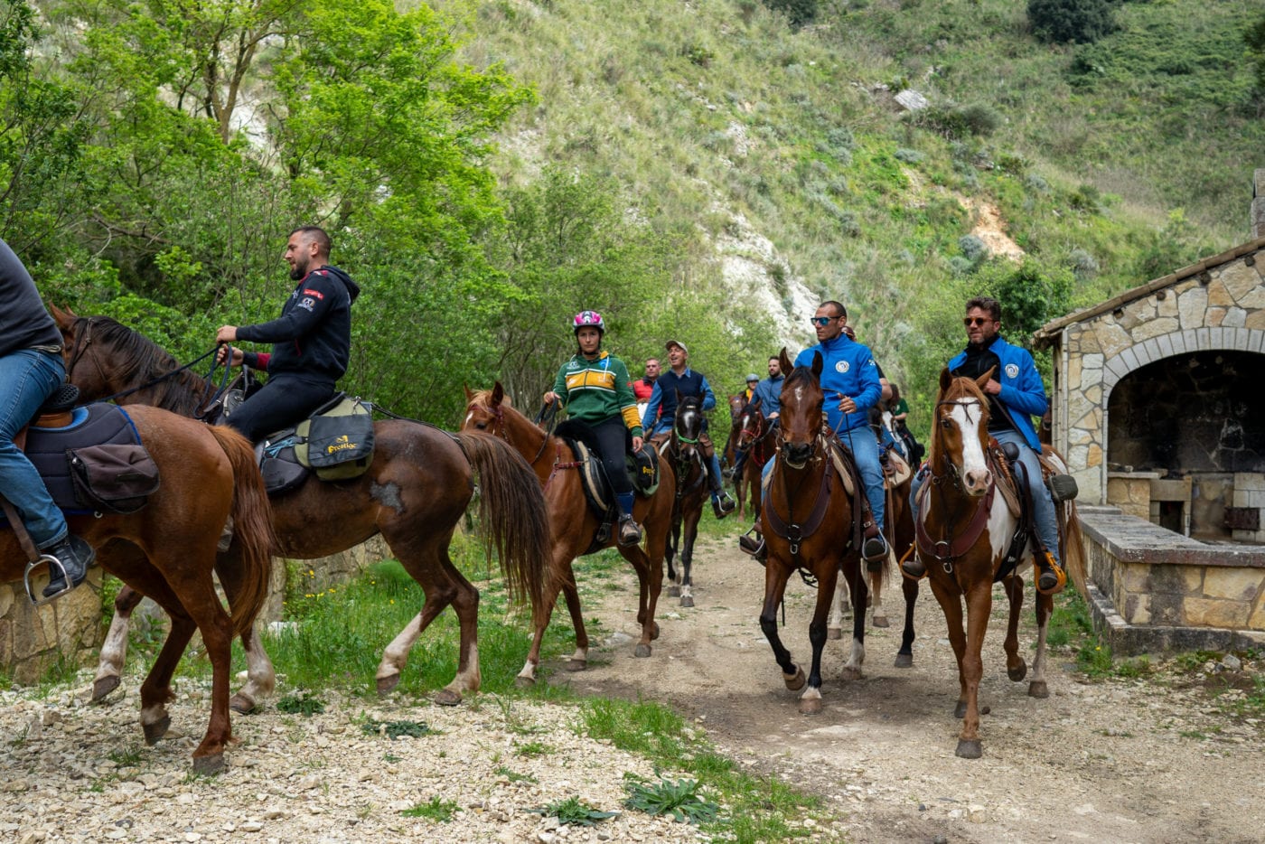 Castellammare del Golfo. A cavallo dall’alba al tramonto per finanziare la ricerca sulla Fibrosi Cistica (Interviste)
