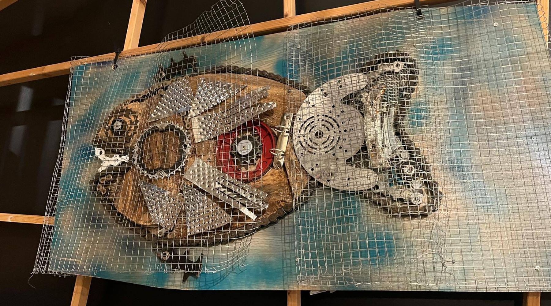 Salvatore Neve, a Terrasini mostra delle opere fatte con materiali di recupero