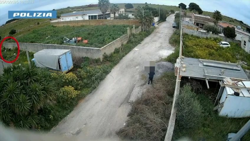 Si serviva del figlio minorenne per spacciare droga, arrestati a Mazara del Vallo padre e figlio