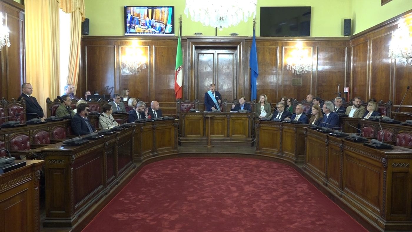 Trapani, si insedia la giunta del Libero Consorzio. Quinci sceglie la squadra (Intervista)