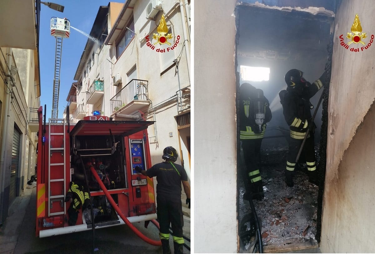 Incendio ad Alcamo in via Puccini, due pompieri accusano malori. Ingenti i danni (VIDEO)