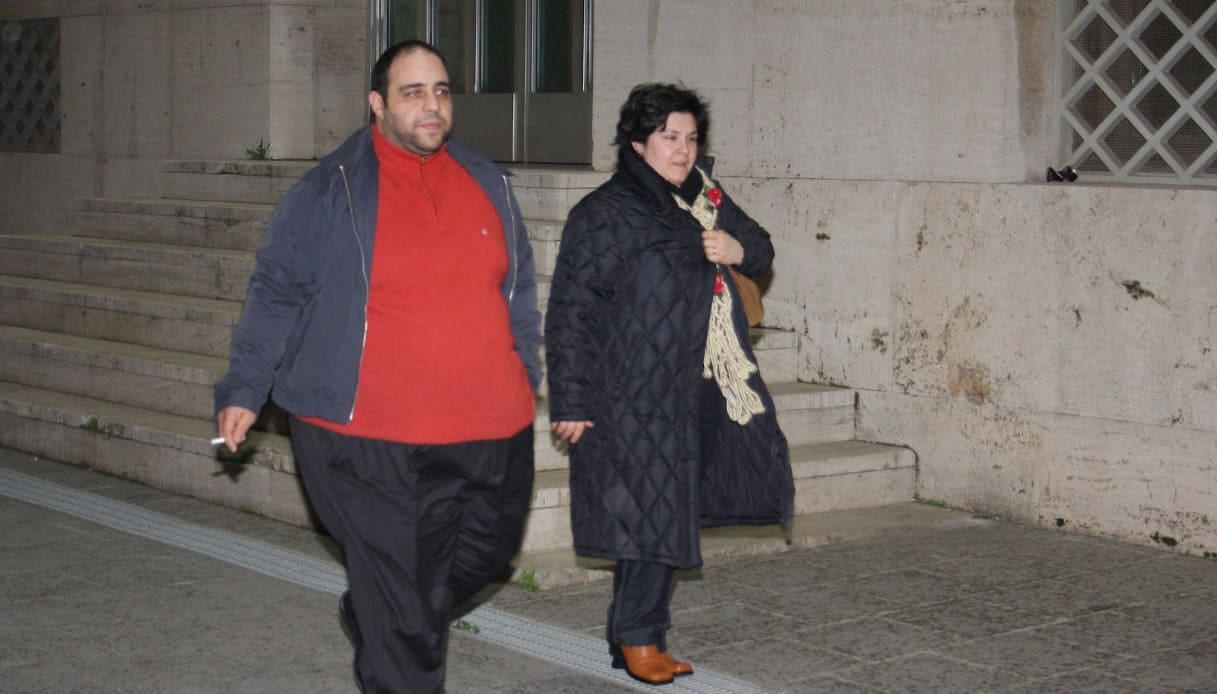 Finiscono in carcere per estorsione una figlia di Totò Riina e il marito